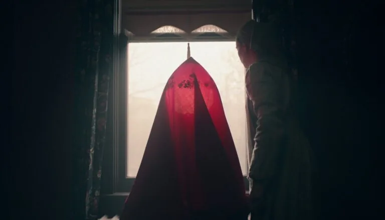 Момент из 13 серии 3 сезона