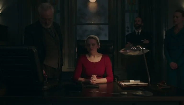 Момент из 5 серии 3 сезона