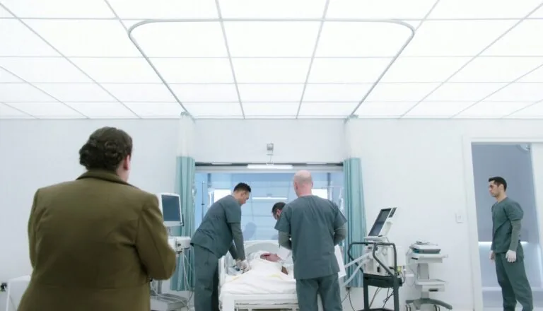 Момент из 9 серии 3 сезона