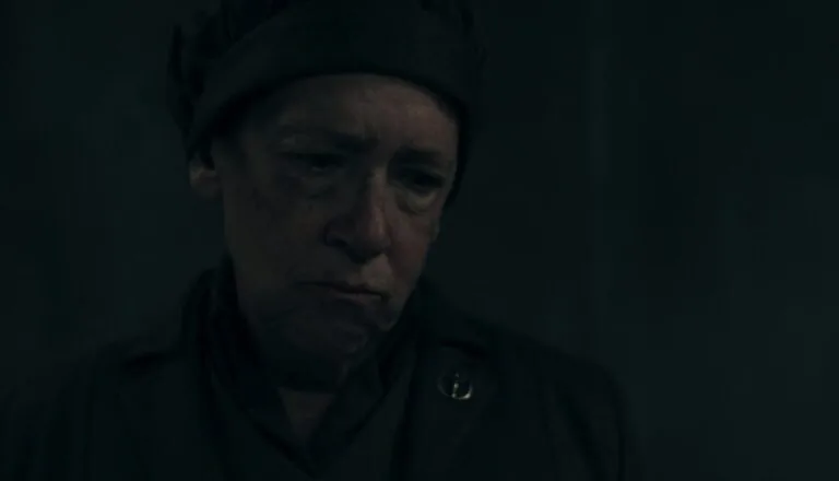 Момент из 3 серии 4 сезона