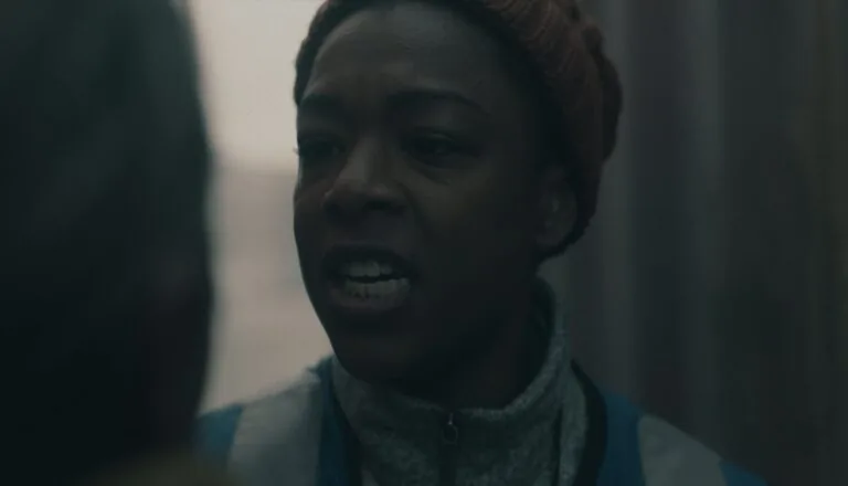 Момент из 6 серии 4 сезона